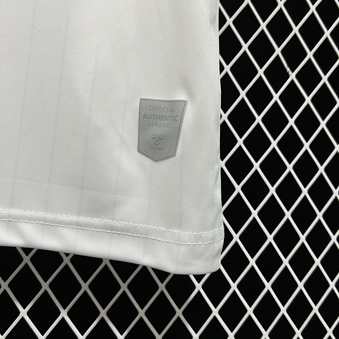 2324 Tenerife Maillot Domicile miniature 6