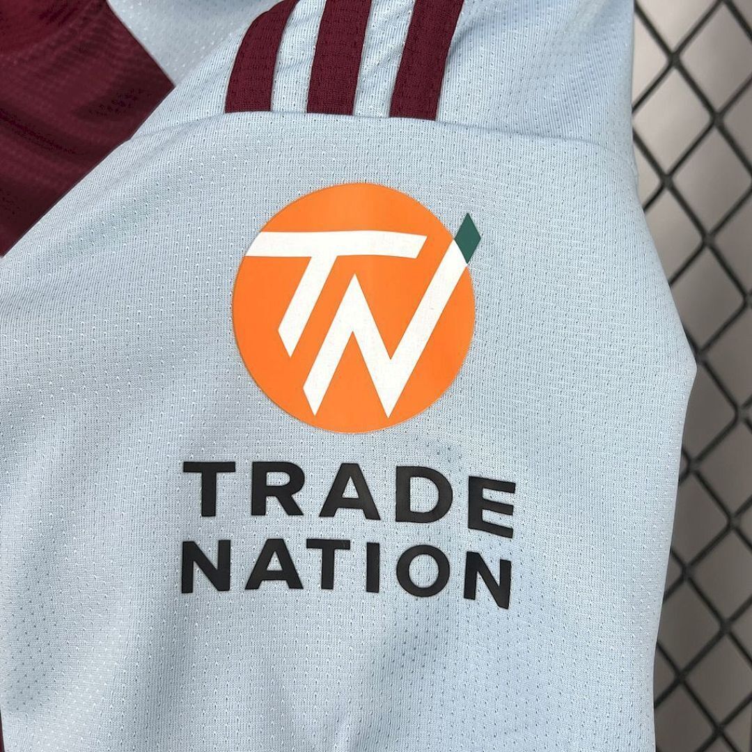 Aston Villa Maillot Domicile miniature 8