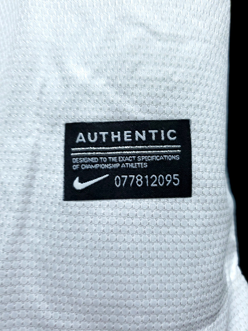 Portugal Maillot Exterieur Retro 2012 miniature 9