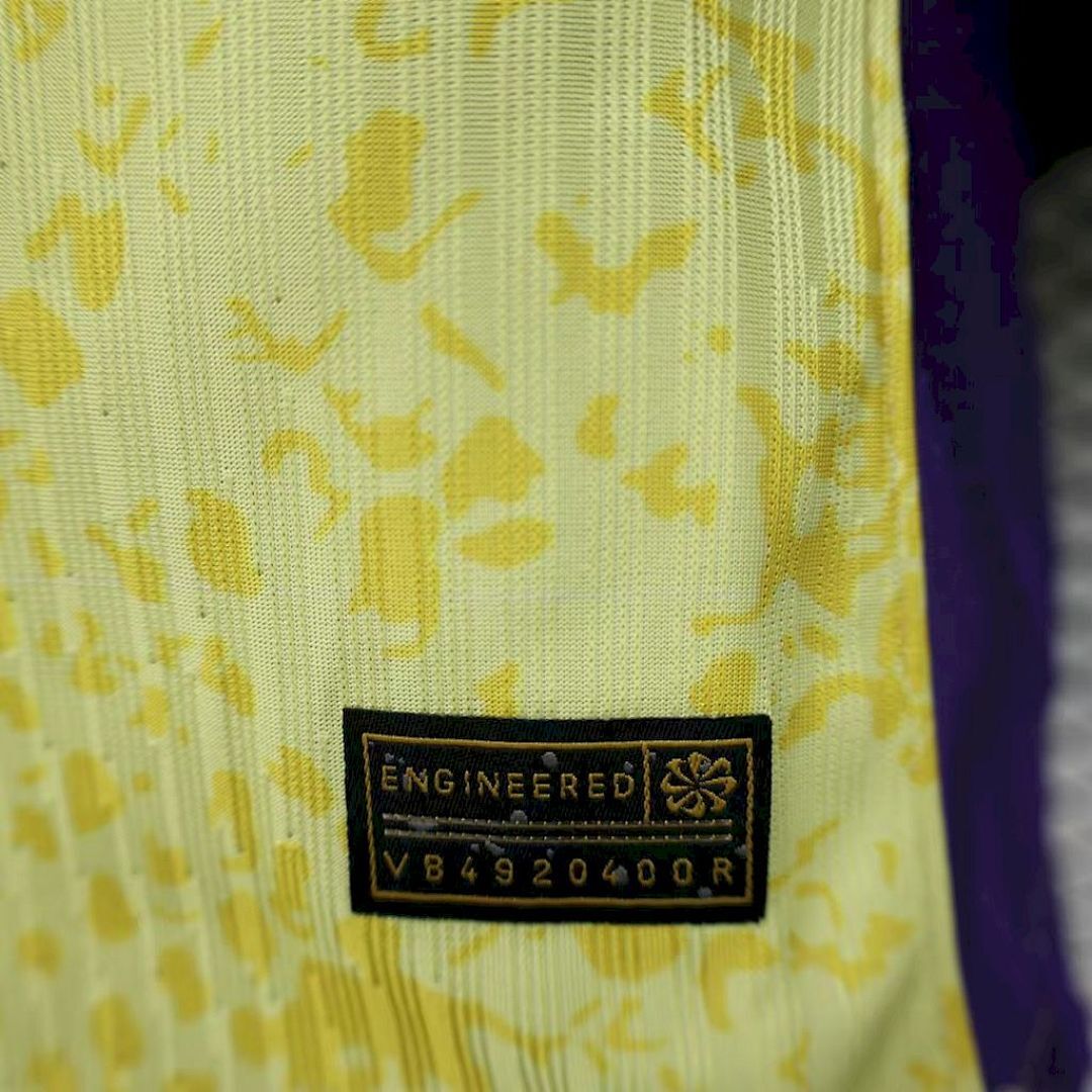 FC Barcelone Maillot Exterieur Version Joueur miniature 6