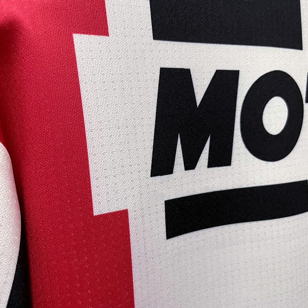 A definir Maillot Exterieur Retro 2000 miniature 2