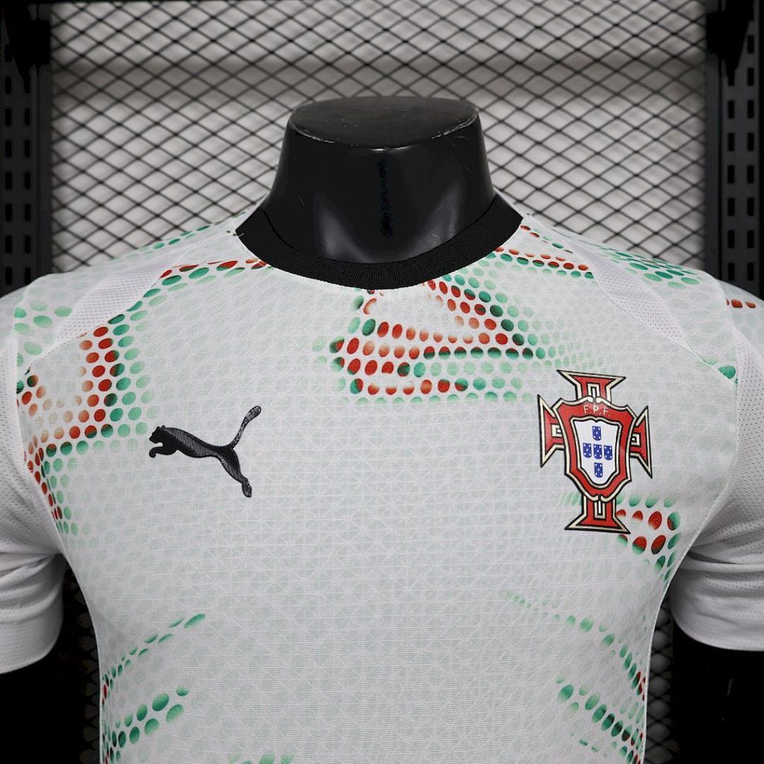 Portugal Maillot Exterieur Version Joueur miniature 4