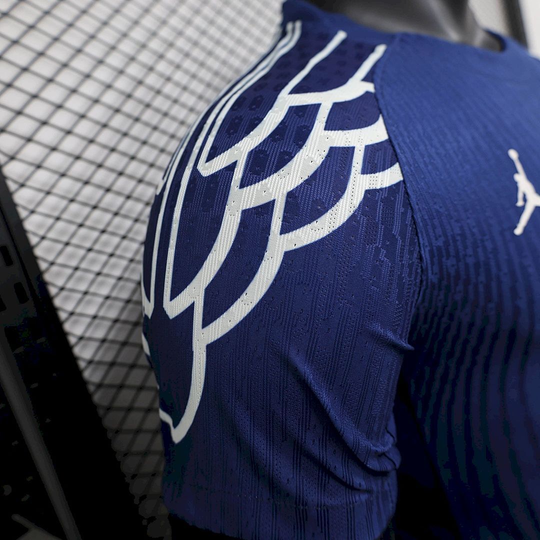 Paris Saint-Germain Maillot Exterieur Version Joueur miniature 5