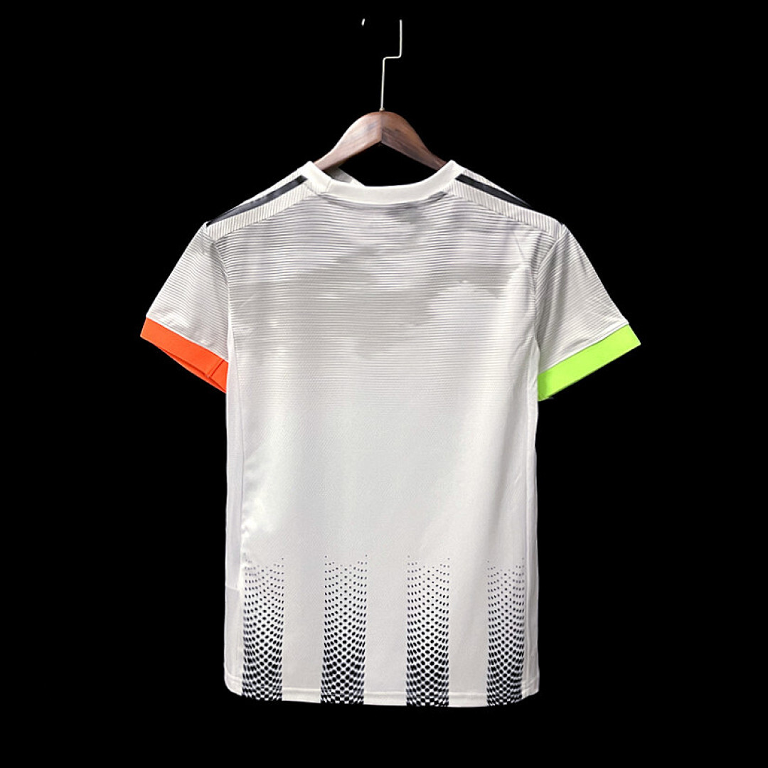 Juventus Maillot Domicile Edition Speciale 2021 miniature 4