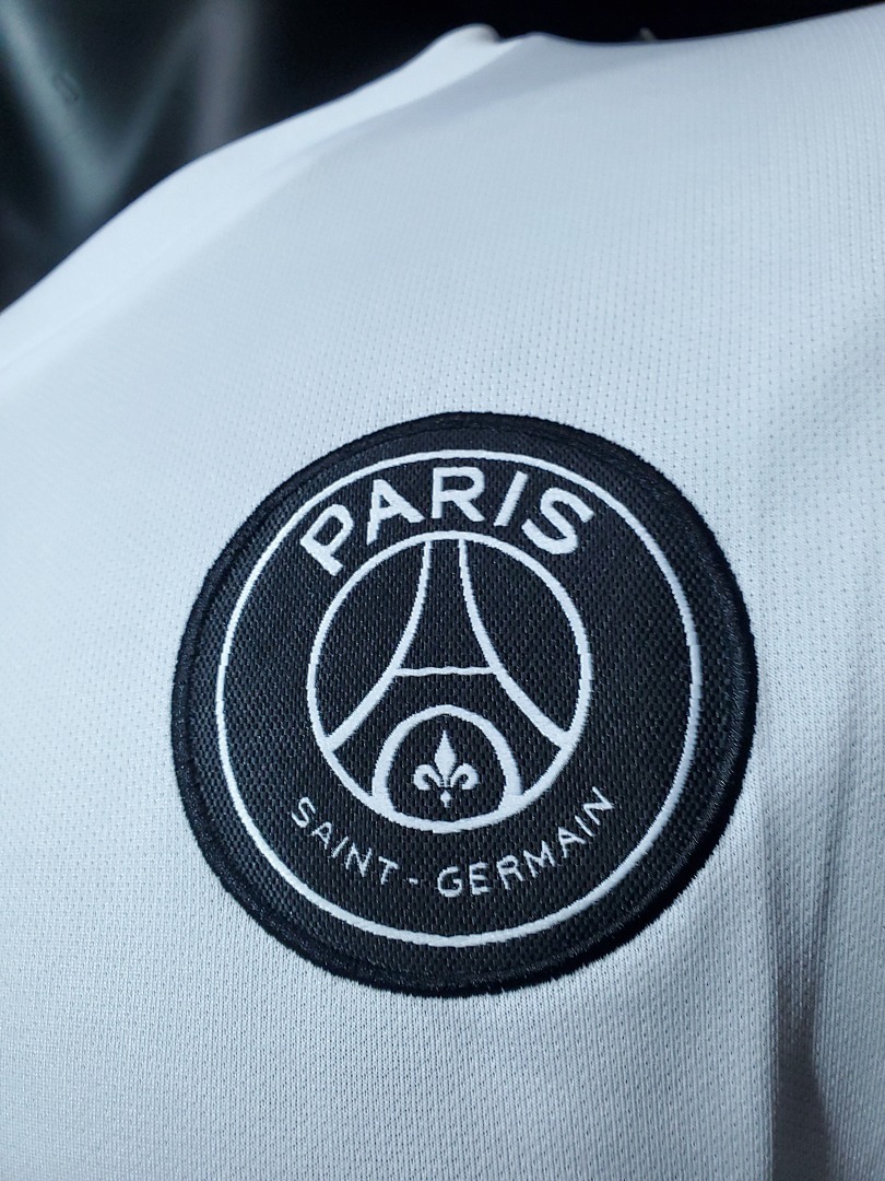 Balenciaga Joint Edition Long Sleeve White S 2Xl Maillot Domicile Manches Longues 2020-2021 miniature 12