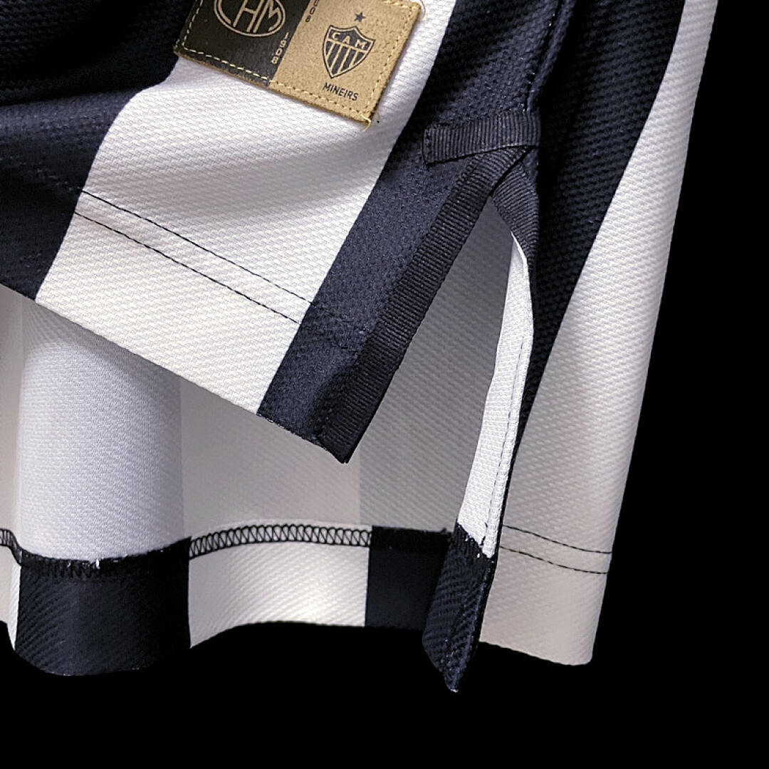 A definir Maillot Domicile Edition Speciale Retro 2008 miniature 9