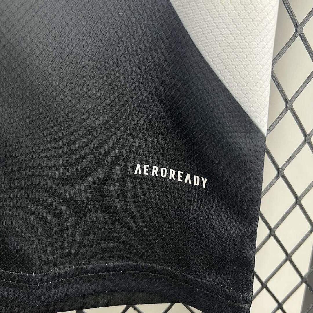 Real Madrid Maillot Domicile Edition Speciale Retro miniature 5