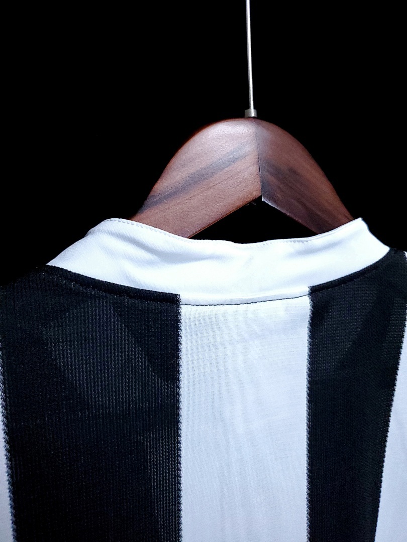 Newcastle Maillot Domicile Retro 1995-1997 miniature 11