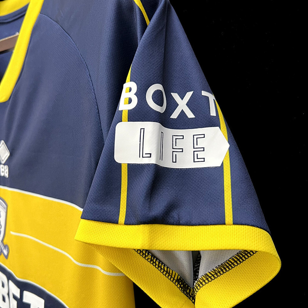 2324 Middlesbrough Maillot Exterieur miniature 7