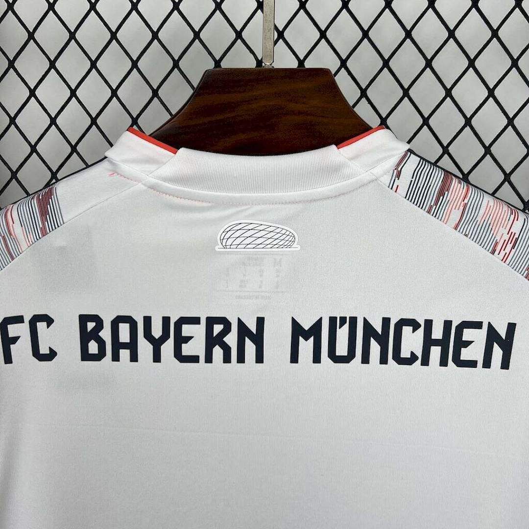 Bayern Munich Maillot Exterieur miniature 5