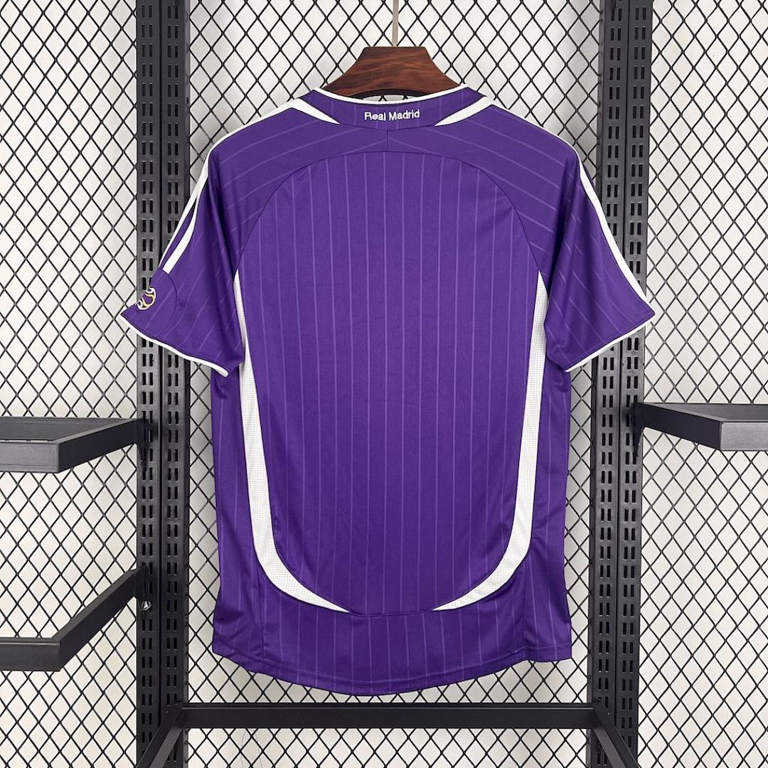 Real Madrid Maillot Third Retro 2006 miniature 9