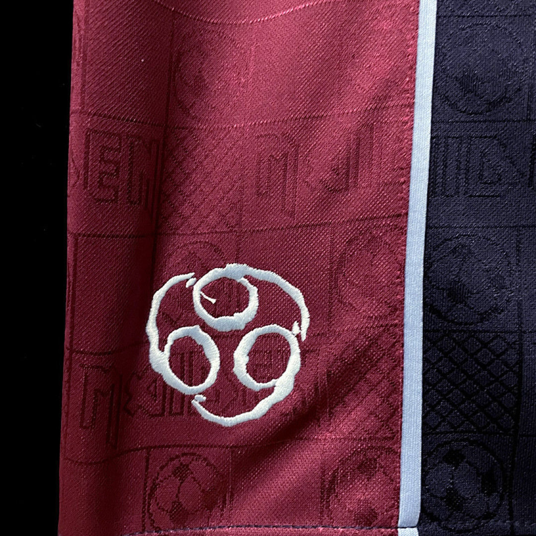 A definir Maillot Domicile Retro 2011 miniature 9