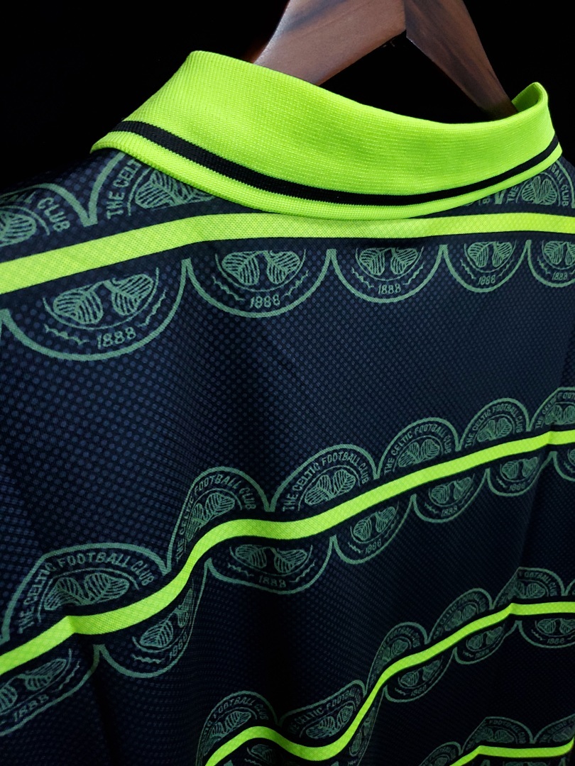 A definir Maillot Exterieur Retro 1999-2000 miniature 3