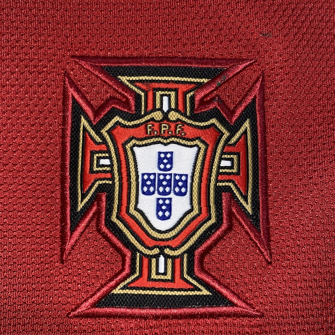 Portugal Maillot Domicile Retro 2012 miniature 11