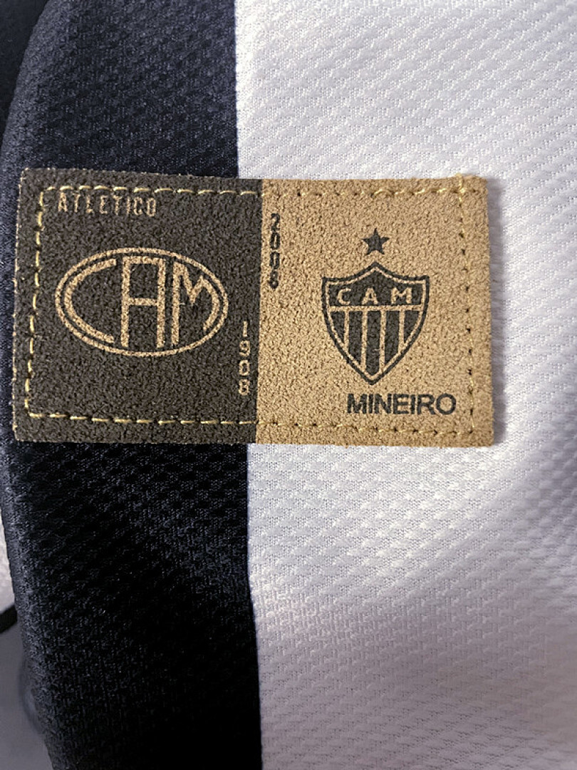 A definir Maillot Domicile Edition Speciale Retro 2008 miniature 3