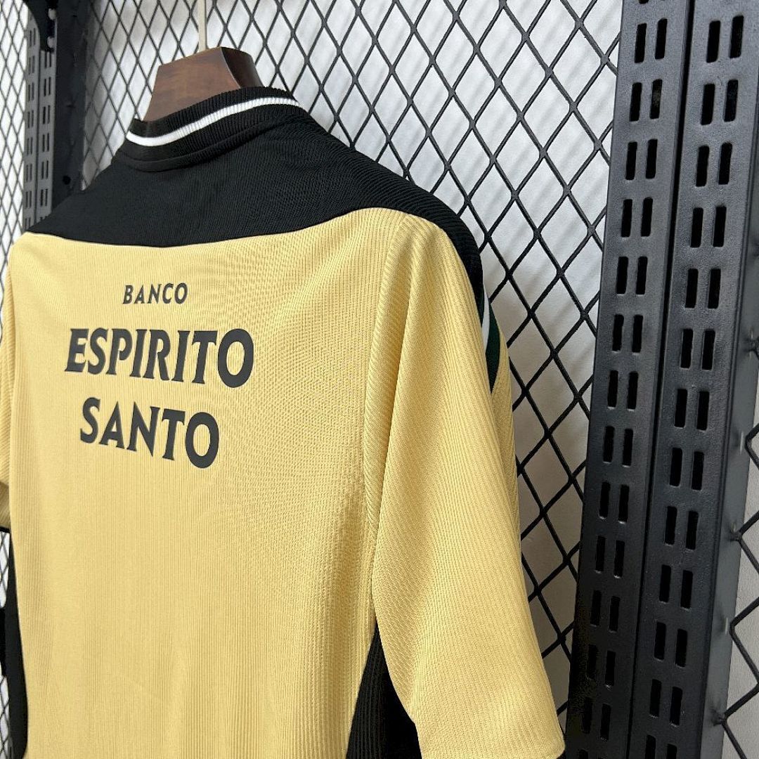 Sporting CP Maillot Exterieur Retro 2003-2004 miniature 4